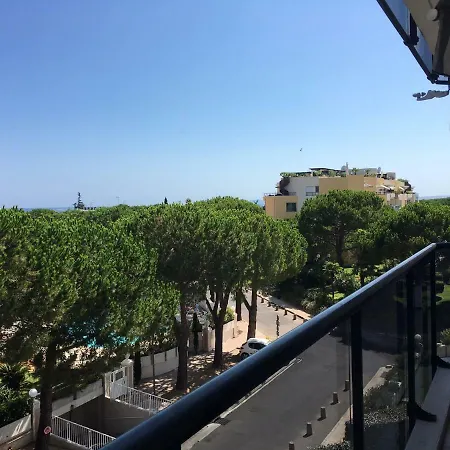 Front Luxury Near Airport * Cagnes-sur-Mer