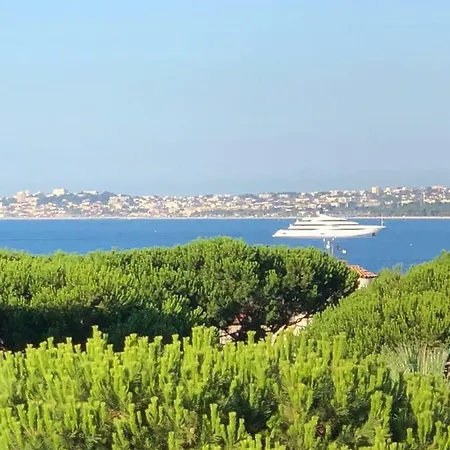 Front Luxury Near Airport * Cagnes-sur-Mer